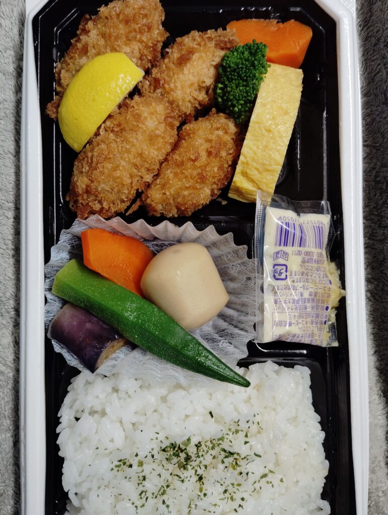 アトレ松戸・豆藤の広島県産牡蠣フライ弁当