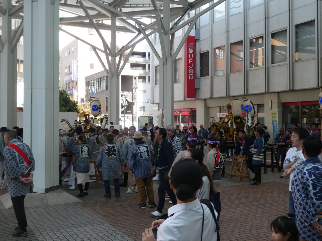 松戸神社　御祭禮　神輿渡御　キテミテマツド広場