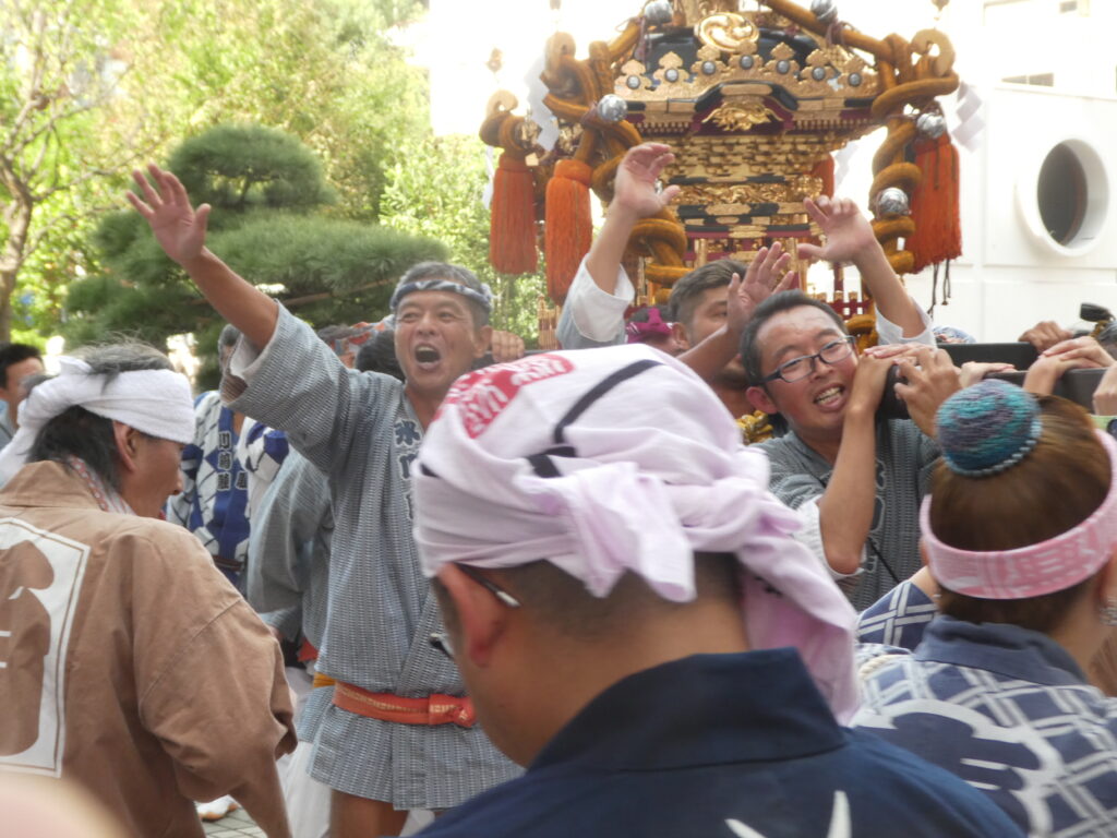 松戸神社　御祭禮　神輿渡御　キテミテマツド広場