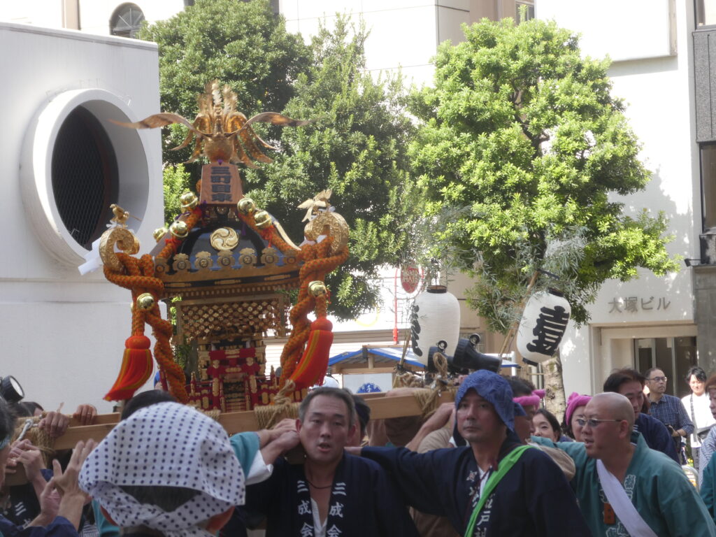 松戸神社　御祭禮　神輿渡御　キテミテマツド広場