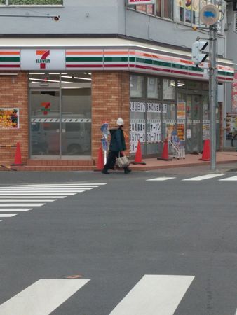 セブンイレブン みのり台駅前店は明日28日午前7時開店