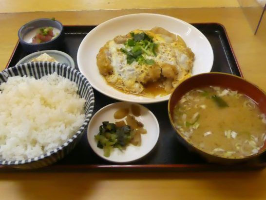 あざみや　カツ煮定食