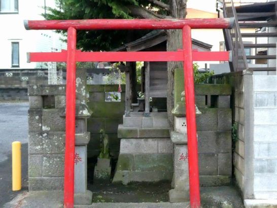 稲荷神社（松戸市根本）