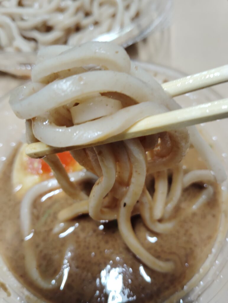 セブンイレブン とみ田監修 濃厚豚骨魚介 冷しつけ麺