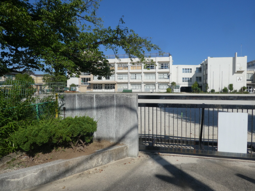 松戸市立北部小学校（松戸市根本）