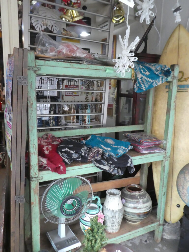 MUZIN VINTAGE SHOP 時を越える小箱