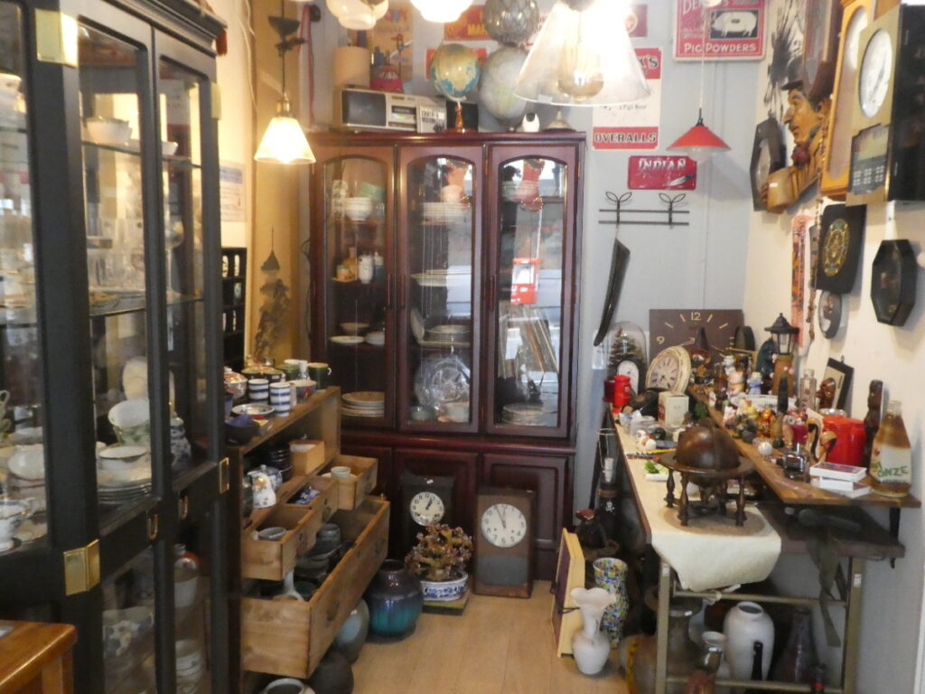 MUZIN VINTAGE SHOP 時を越える小箱