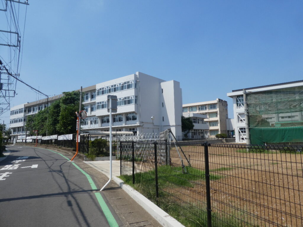 千葉県立松戸六実高等学校(松戸市六高台)