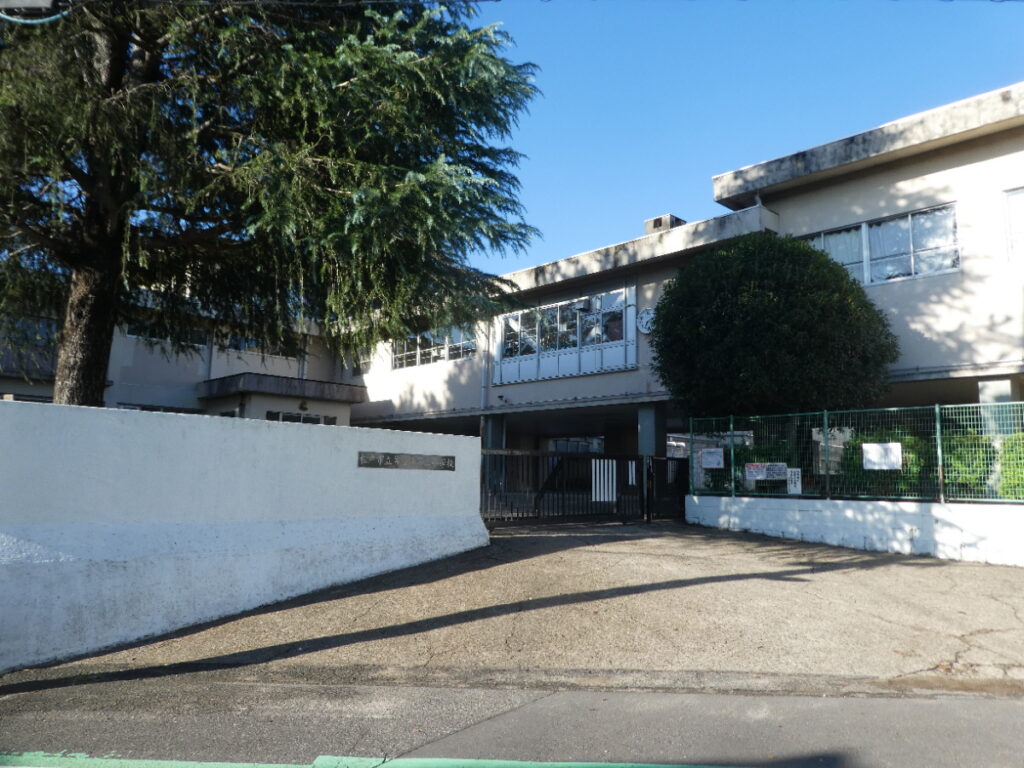 松戸市立常盤平第三小学校(松戸市常盤平西窪町)