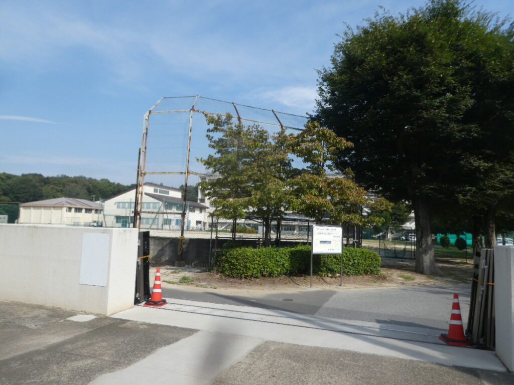 松戸市立金ケ作中学校（松戸市金ケ作）