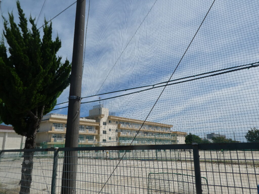 松戸市立新松戸南中学校（松戸市新松戸南）
