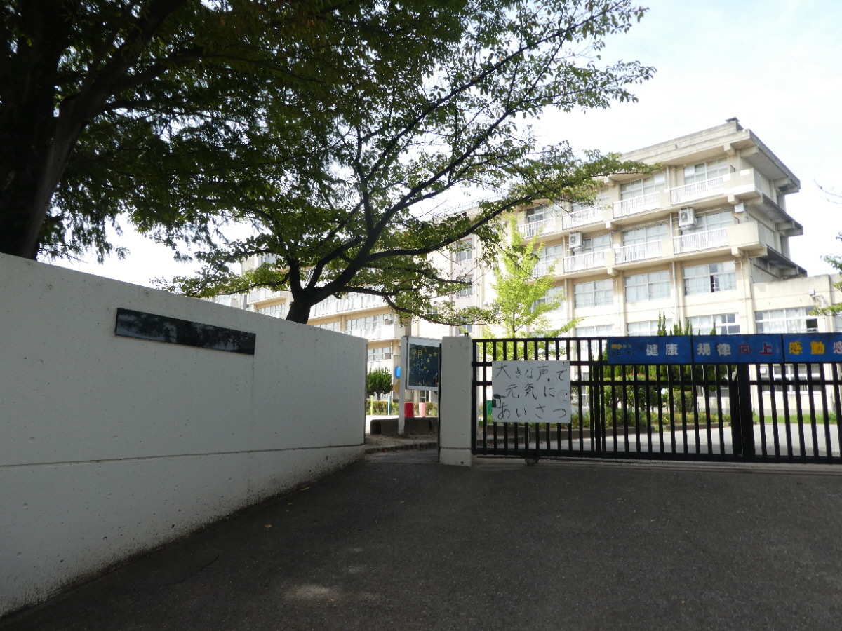 松戸市立横須賀小学校（松戸市新松戸北）