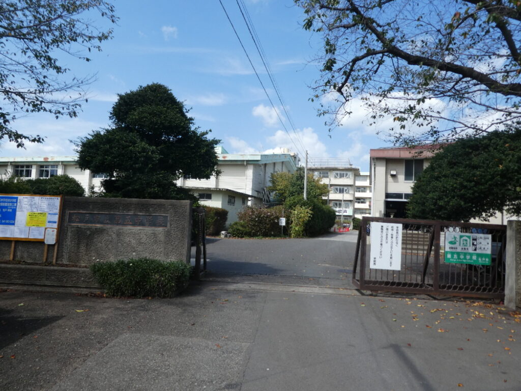 松戸市立第五中学校(松戸市高塚新田)