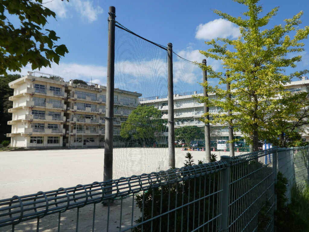 松戸市立和名ケ谷小学校(松戸市和名ケ谷)