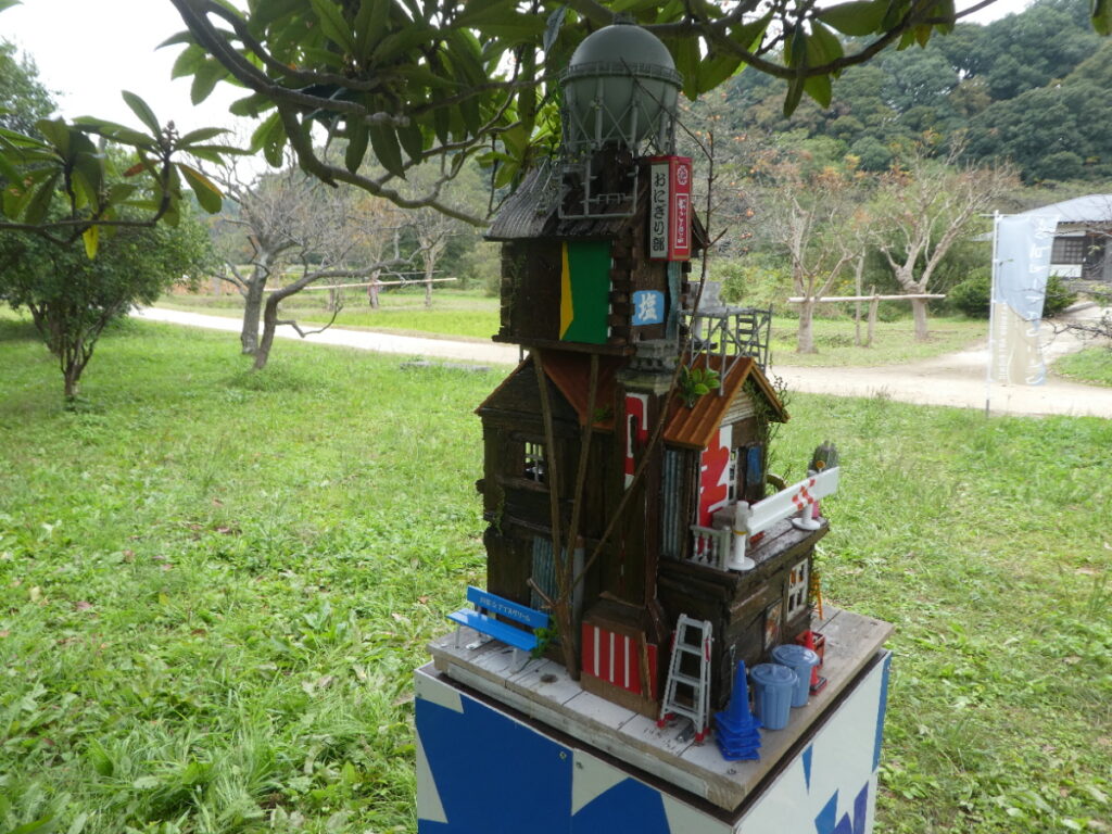 「松戸アートピクニック2025～あそびの遠近法～」こびとの家プロジェクト