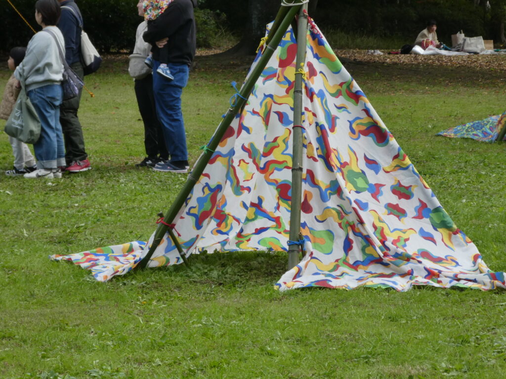 「松戸アートピクニック2025～あそびの遠近法～」ハッピーティピー