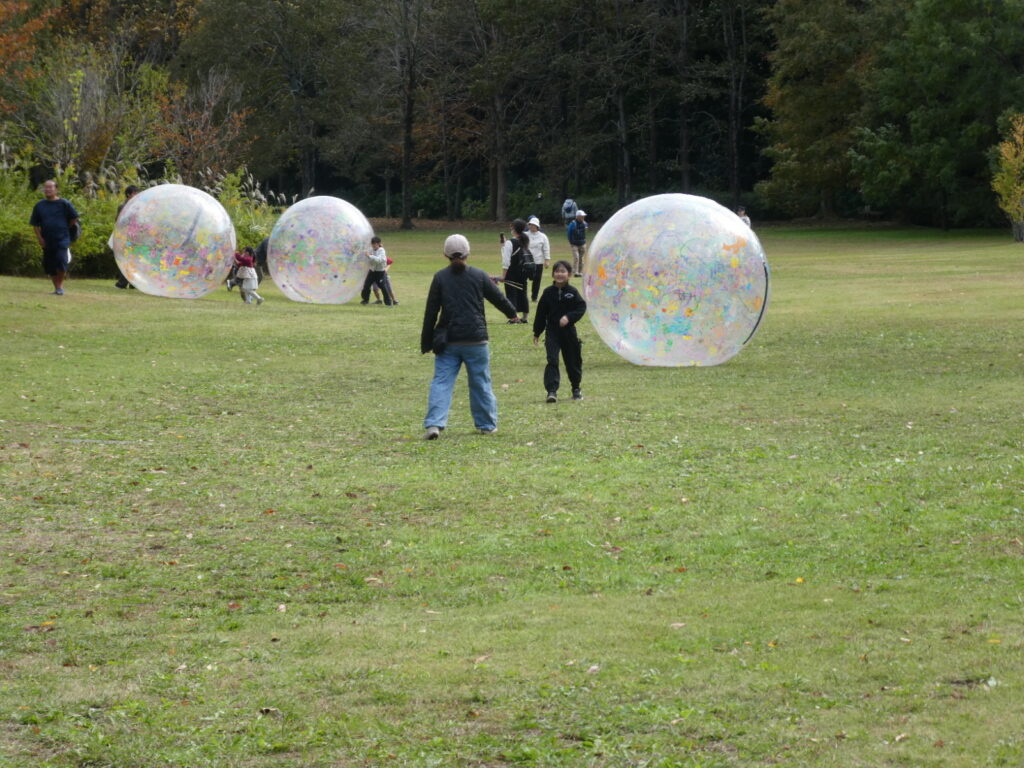 「松戸アートピクニック2025～あそびの遠近法～」動く対話プロジェクト