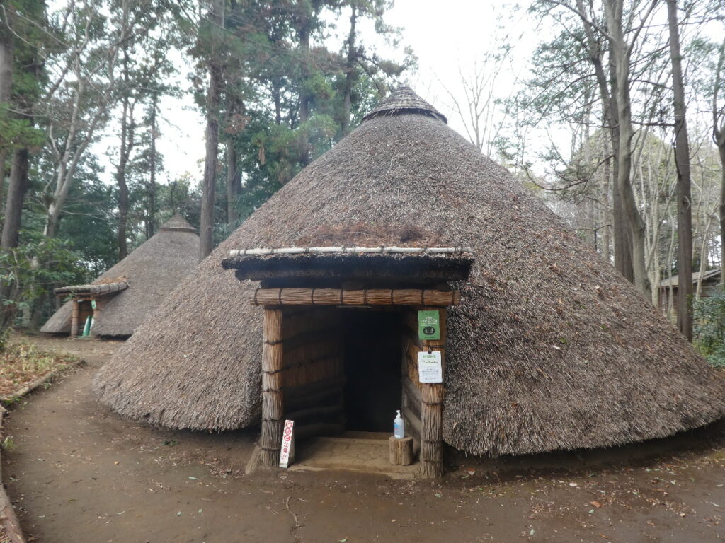 縄文の里　竪穴住居