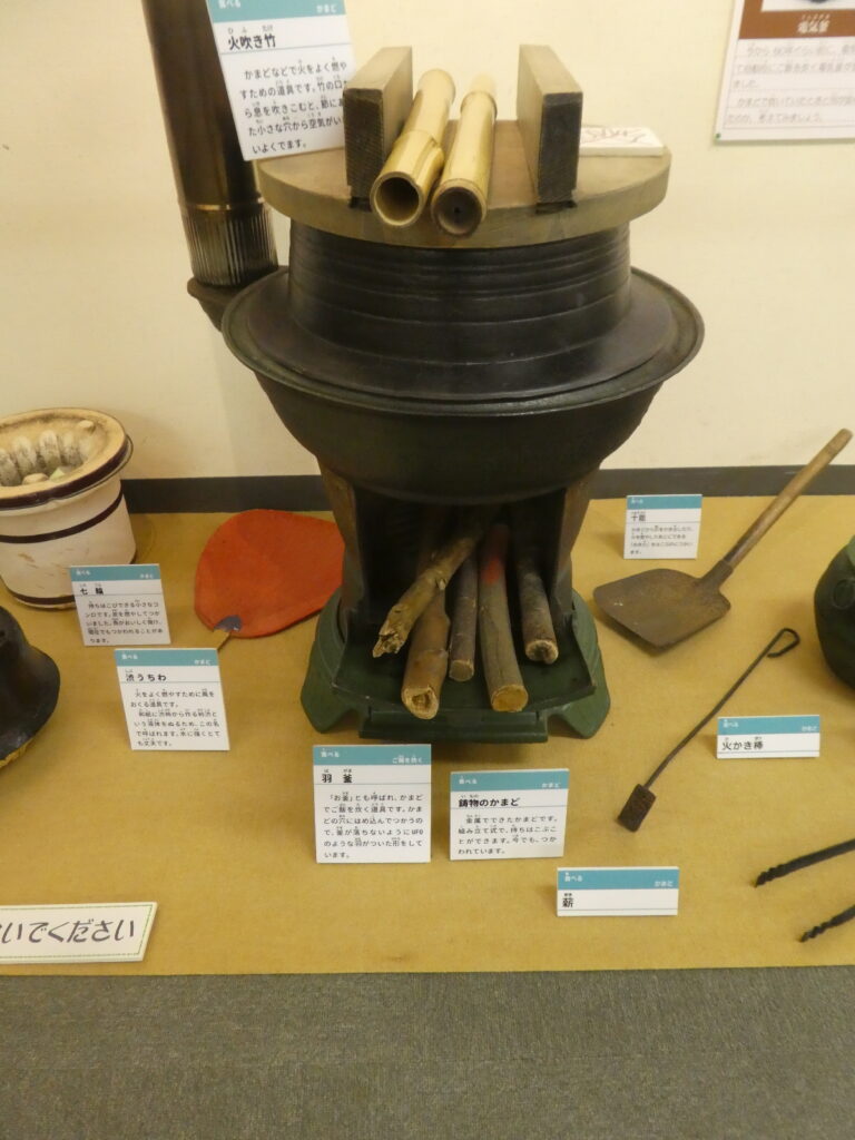 博学連携展示「松戸探検 100年前からのくらしのうつりかわり」